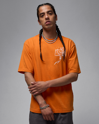 Jordan Brooklyn Men's Oversized Graphic T-Shirt. Nike IL